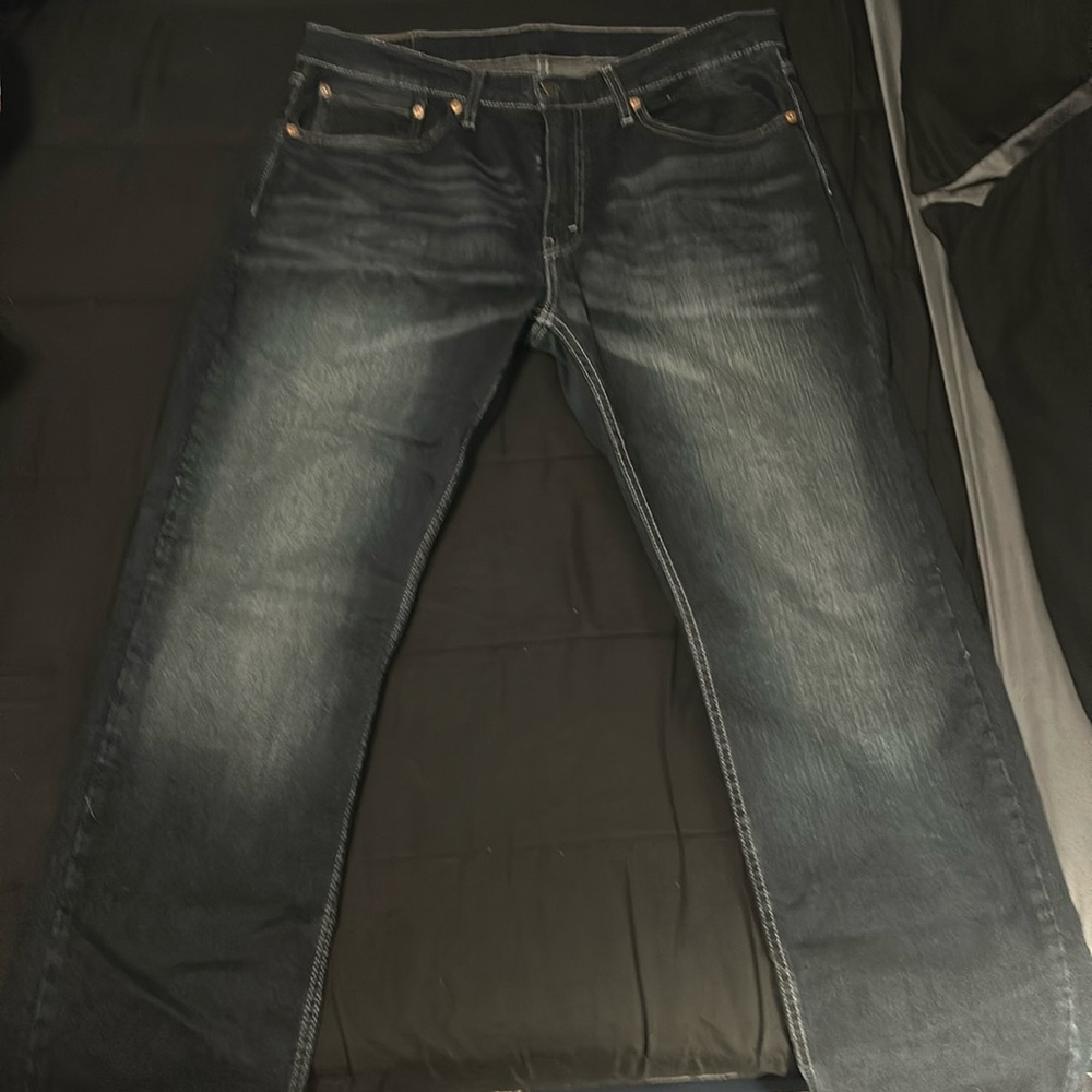 559 Levi’s jeans
